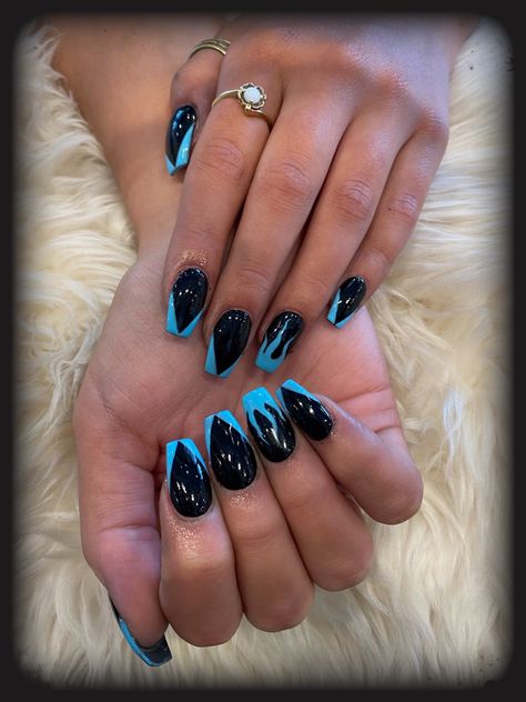 Black And Electric Blue Nails, Black And Blue French Nails, Black Nails With Blue Tips, Black Nails With Blue Design, Black And Blue Halloween Nails, Nail Blue And Black, Nail Ideas Blue And Black, Black White And Blue Nails, Black And Blue Nails Design