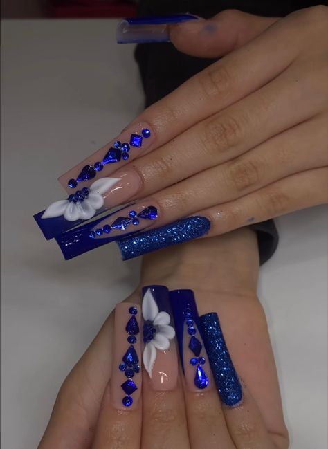 Blue Dark Nails, Royal Blue Bling Nails, Blue Quince Nails, Royal Blue Quince Nails, Nails Ideas Blue, Quince Nails, Aqua Nails, Acrylic Nail Set, Red Acrylic Nails