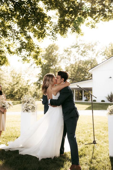 Real Bride Jackie in the Abernathy gown. Featuring the Jenny by Jenny Yoo Abernathy wedding dress. Bride + Groom: Jackie and Isaac // Photographer: Fontana Lane Abernathy Jenny Yoo, Jenny Yoo Abernathy, Jenny By Jenny Yoo, Wedding Dress Bride, Dress Bride, Jenny Yoo, Black Book, Real Brides, Bridal Gown