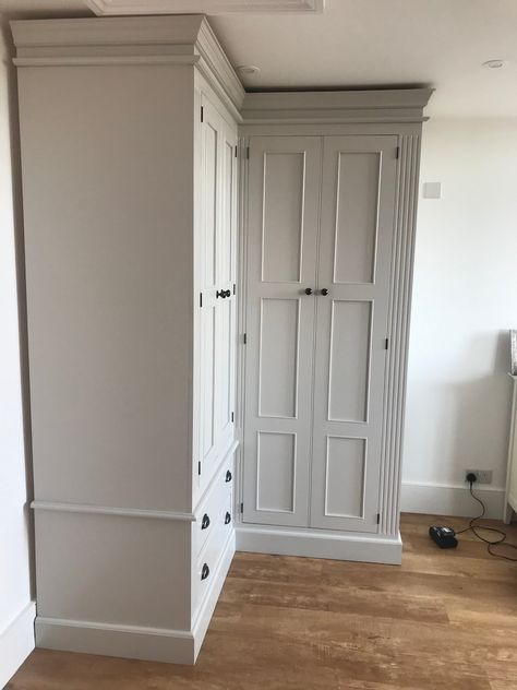 Wardrobe Corner Wardrobe 4 Door 4 Drawer Fluted Style - Etsy UK Corner Cabinet Closet, Fitted Wardrobe Ideas, Wardrobe Corner, Small Bedroom Wardrobe, Fitted Wardrobes Bedroom, Wardrobes Bedroom, Ikea Pax Closet, Pax Closet, Corner Wardrobe