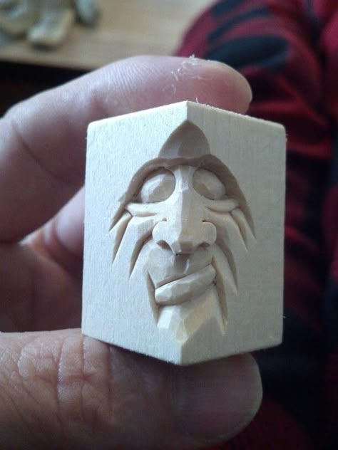 Wood Carving Faces, Simple Wood Carving, Wood Carving For Beginners, Wood Carving Ideas, Soap Carving, Face Carving, Wood Spirit, Art Pierre, Dremel Wood Carving