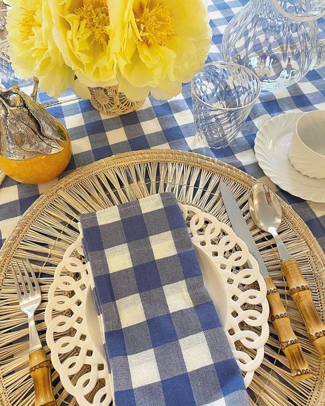 @aerin on Instagram: “blue and white gingham at breakfast. visit our Thanksgiving edit to discover more of my fall finds.” Blue And White Gingham, Beautiful Table Settings, Beautiful Table, I Fall, Table Setting, Braided Rugs, Gingham, Table Settings, Thanksgiving