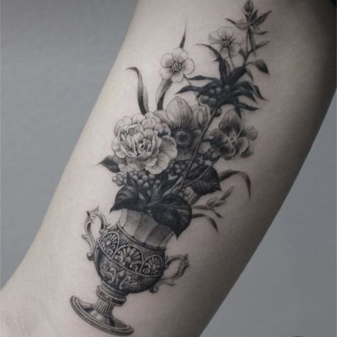 Vintage Tattoo Art Black And White, Old Time Tattoos, Unique Micro Tattoo, Soft Black And Grey Tattoo, Victorian Sleeve Tattoo, Gray Scale Tattoos, Vintage Tattoo Aesthetic, Antique Style Tattoos, Victorian Art Tattoo