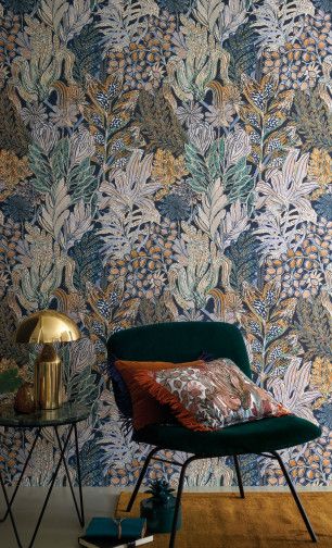 Summer Interior Design, 2019 Wallpaper, Summer Interior, Monday Inspiration, Hand Painted Wallpaper, Studio Table, Bold Wallpaper, Chinoiserie Wallpaper, Jungle Wallpaper