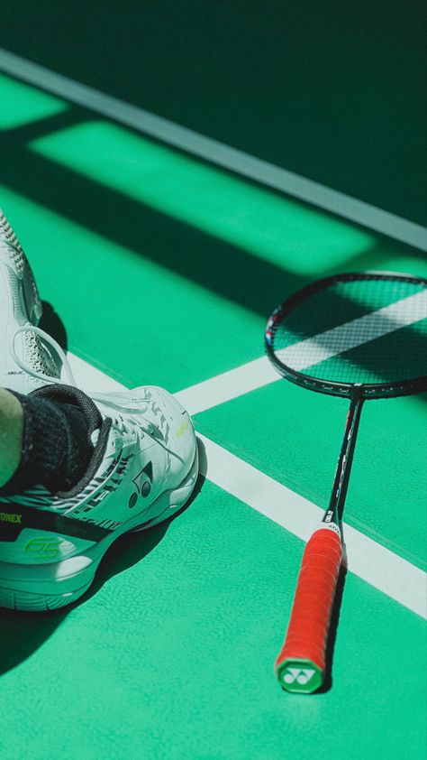 Bad Minton Aesthetic, Lee Zii Jia Aesthetic, Badminton Wallpaper Iphone, Badminton Wallpaper Aesthetic, Badminton Court Aesthetic, Badminton Anime, Badminton Photography, Outfit Badminton, Badminton Wallpaper