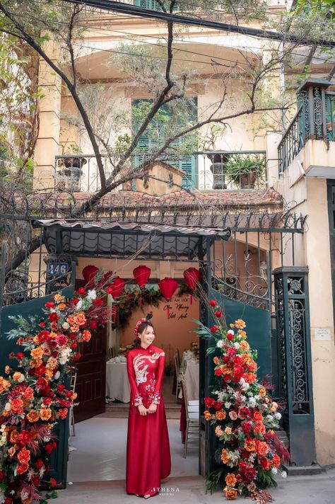 Asian American Wedding, Vietnamese Engagement, Orange Floral Wedding, Tea Ceremony Wedding, Asian Wedding Decor, Wedding Gate, Chinese Wedding Decor, Asian Inspired Wedding, Vietnamese Wedding