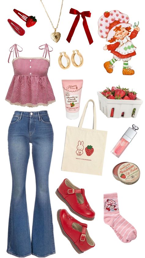 #red #strawberry #strawberryshortcake Strawberry Shortcake Halloween Costume, Strawberry Shortcake Outfits, Strawberry Shortcake Costume, Strawberry Costume, Strawberry Outfit, Cute Group Halloween Costumes, Clever Halloween Costumes, Red Strawberry, Cute Halloween Costumes