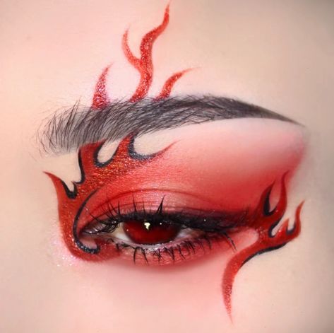 Simple Dragon Makeup, Fire Graphic Liner, Fire Makeup Look Easy, Battle Makeup, Fire Eye Makeup, Flame Eyeliner, Fire Inspired Makeup, Red Halloween Makeup, Flame Makeup