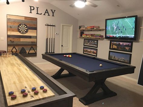 Bloxburg Room Ideas Aesthetic, Pool Table Room Decor, Bloxburg Teen Room, Bloxburg Teen Room Ideas, Pool Room Ideas, Billards Room, Teen Room Ideas, Billiards Room Decor, Aesthetic Bloxburg