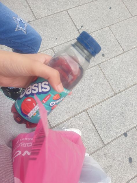 Poppy Core, Oasis Drink, Evian Bottle, Drink Bottle, Summer Fruit, Bubble Tea, In Summer, Drink Bottles, Plastic Water Bottle