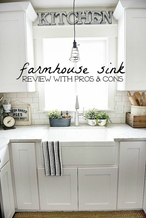 Farmhouse sink pros & cons - A MUST read before getting a farmhouse sink! Kitchen Sink Decor, Farmhouse Bathroom Sink, White Farmhouse Sink, Kitchen Sinks Farmhouse, Farmhouse Sink Kitchen, Farmhouse Style Kitchen, Modern Farmhouse Kitchens, Kitchen Redo, Kitchen On A Budget