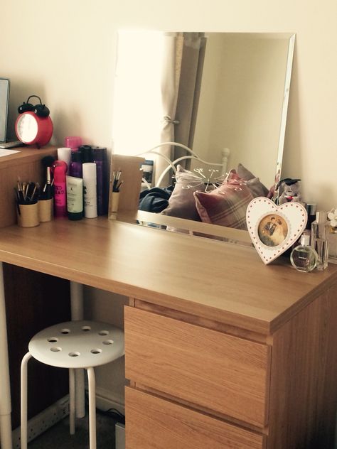 Ikea dressing table to match malm oak range. Used the malm 3 high narrow chest of drawers, oak look desktop and 2 table legs and 60cmx60cm mirror. #ikeahack Ikea Syvde, Ikea Malm Dresser Table, Malm Light Oak Bedroom, Ikea Malm Desk Oak Top, Syvde Dressing Table, Ikea Malm Oak Veneer Dresser, Malm 6 Drawer Dresser With Mirror, Ikea Dressing, Ikea Dressing Table