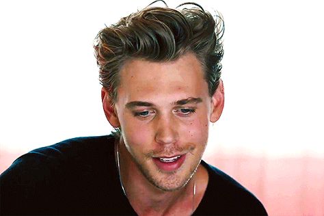 Austin Butler Feyd Rautha, Austin Butler Gif, Callum Turner, Jamie Campbell Bower, Dear Future Husband, Austin Butler, I'm With The Band, Man Crush, Elvis Presley