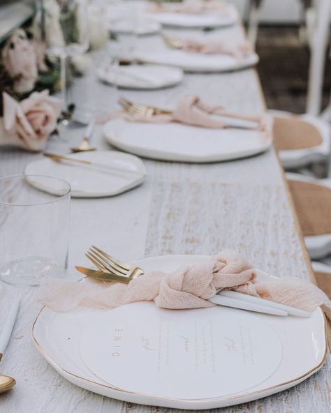 Plates And Silverware, Wedding Table Decorations Elegant, Wedding Decorations Table Settings, Round Table Settings, Blush Decor, Fun Wedding Decor, Pink And White Weddings, Neutral Wedding Colors, Wedding Blush