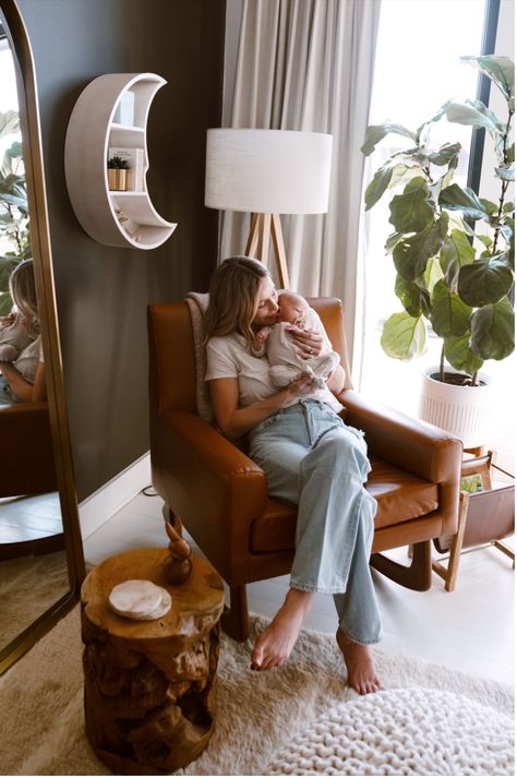 Nursery With Leather Chair, Leather Chair Nursery, Dark Brown Nursery Furniture, Leather Nursery Chair, Indie Nursery, Dark Wood Nursery, Hobbit Room, Acrylic Wall Shelf, Textured Feature Wall