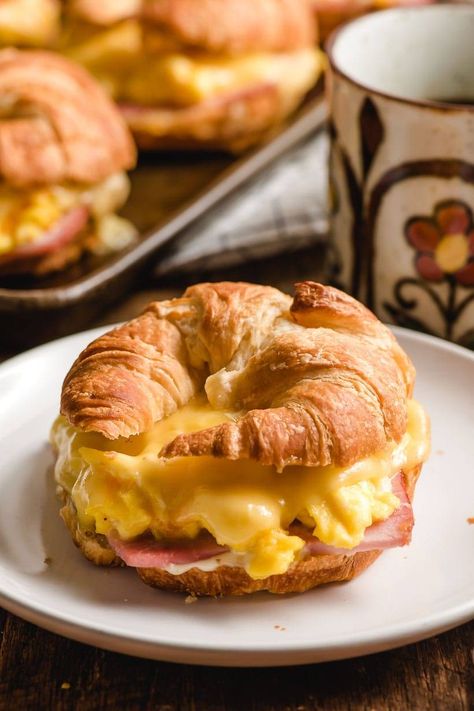 Croissant Breakfast Sandwiches Croissant Breakfast Sandwiches, Croissant Pizza, Croissant Sandwiches, Overnight Chia Pudding, Croissant Breakfast Sandwich, Breakfast Croissant, Breakfast For Two, French Toast Casserole Overnight, Croissant Sandwich