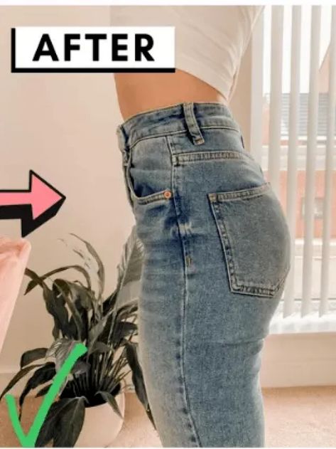 A no sewing easy hack to adjust the waist of your jeans. You can easily make your pants waist smaller using this method.Jeans hack! A how to resize jeans waist LIFE HACK tutorial. How To Tighten Pants Waist, Jean Waist Too Big Hack, Jeans Waist Too Big Hack, Jeans Hacks Waist Smaller, Take In Jeans Waist, Pants Hacks, Resize Jeans, How To Make Jeans, Big Jeans