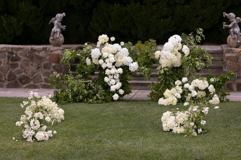 Altar Florals, White Wall Flowers, Green Ceremony, Aisle Planner, Philippine Wedding, Hunter Wedding, Wall Flowers, Garden Weddings Ceremony, Ceremony Design