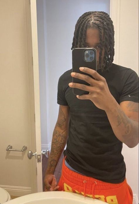 Polo G Selfie, Polo G, Baby Polo, Cute Dreads, Dreadlock Hairstyles For Men, Dark Skin Men, Hey Handsome, Cute Black Guys, Mens Braids