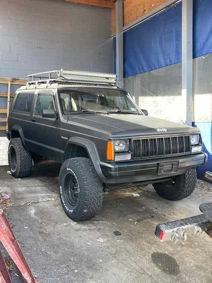 View build 3.5 Inch Lifted 1996 Jeep Cherokee XJ 4WD Rough Country Suspension, Off Road Tires, Jeep Xj, Jeep Cherokee Xj, American Legend, Drag Racing Cars, Jeep Cherokee, Suspension Systems, Racing Cars