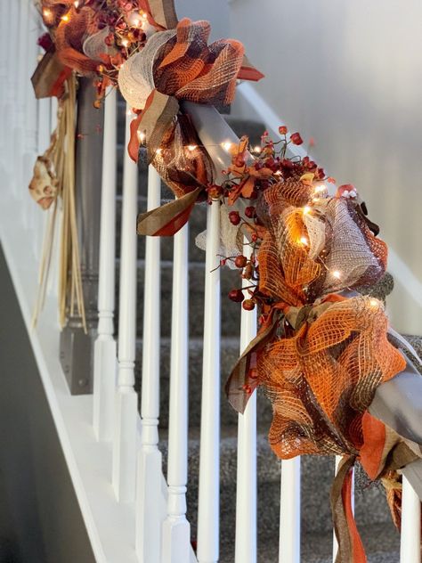 Styling a fall staircase this year - my home of all seasons Fall Decor For Staircase, Fall Indoor Staircase Decor, Fall Stair Decor Indoor, Fall Stairway Decor, Fall Banister Decorations, Fall Garland Staircase, Fall Railing Decor, Fall Decor Staircase, Fall Banister Decor