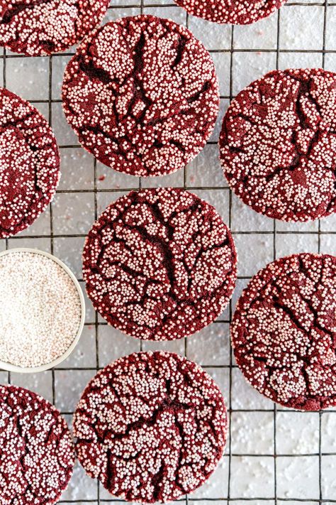 Soft and chewy red velvet sugar cookies are rolled in sprinkles for the perfect crunchy finish. These red velvet sprinkle cookies are a small batch recipe and can be rolled in any colour sprinkles you like. Red Velvet Sugar Cookies, Velvet Sugar Cookies, Small Batch Sugar Cookies, Small Batch Cookie Recipe, Ginger Snap Cookies Recipe, Red Velvet Recipes, Velvet Cookies, Small Batch Baking, Frozen Cookie Dough