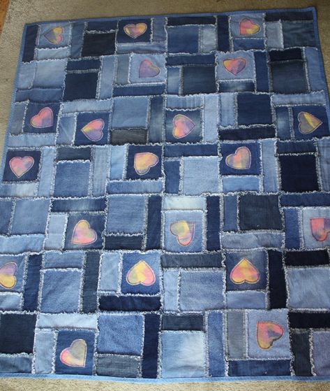 Denim Patchwork Heart Rag Quilt Made From Upcycled Jeans , Denim Picnic or Utility Blanket or Quilt - Etsy Canada Denim Quilts Old Jeans, Denim Quilt Ideas, Levi Quilt, Jean Quilt Ideas, Jeans Quilt, Jean Quilts, Denim Rag Quilt, Denim Quilt Patterns, Denim Blanket