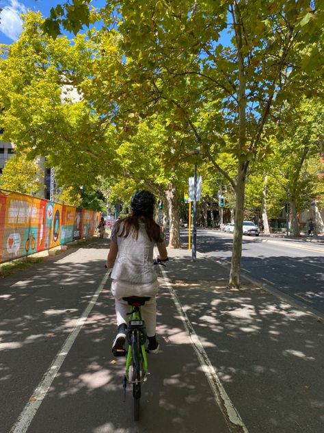 #autumn #friends #date #nature #bike #outfit #lilyrosedepp #french #city City Biking Aesthetic, City Bike Aesthetic, Biking In The City, Bike Date, Bike Riding Aesthetic, Bike Ride Aesthetic, Summer Bike Ride, Bike Outfit, City Cycling