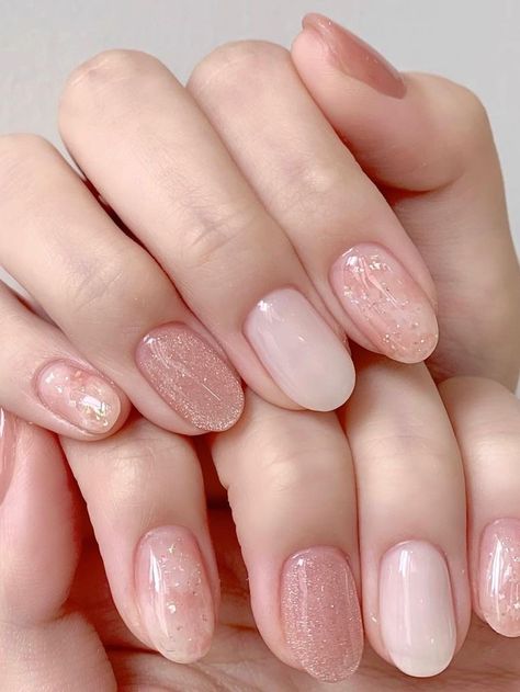 shimmery nude and milky white nails Minimalist Korean Nails, Simple Ombre Nails Short, Short Soft Gel Nails, K Beauty Nails, Simple Nail Designs Short Nails Neutral, Nude Short Nail Designs, Short Nail Designs Wedding, Ombre Nails Korean, Gel Natural Nails Manicures