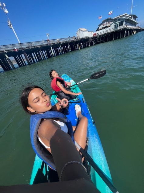 kayak | kayaking | beach | ocean | pier | santa barbara | 0.5 | duo | cousins | photo ideas | summer | summer ideas Cousins Photo Ideas, Friends Vibe, School Live, Holiday Inspo, Dream Summer, American School, Slay All Day, Summer 3, School Trip