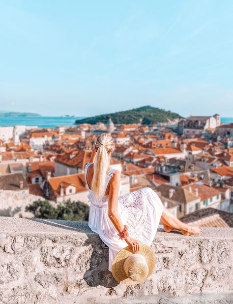 Dubrovnik Croatia Outfits Summer, Dubrovnik Croatia Outfits, Croatia Photoshoot, Dubrovnik Photo Ideas, Dubrovnik Croatia Aesthetic, Dubrovnik Instagram Spots, Dubrovnik Croatia Beach, Dubrovnik Photo Spots, Day Trips From Dubrovnik