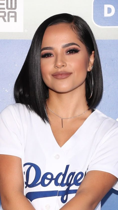 Becky G Hair Short, Becky G Short Hair, Becky G Hairstyles, Latina Hairstyles Short, Becky G Makeup, Becky G Hair, Becky G Style, Bae Style, Dodgers Girl