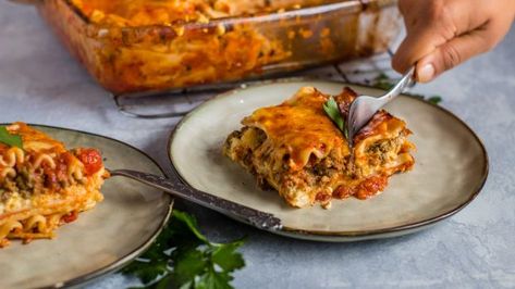 Our 50 Most Popular Recipes Of The Year - Food.com No Bake Noodle Lasagna, Barilla No Boil Lasagna Recipe, No Bake Lasagna, Best Ever Lasagna Recipe, Best Lasagna Ever, Recipes With Lasagna Noodles, Meaty Lasagna, The Best Lasagna, Best Lasagna