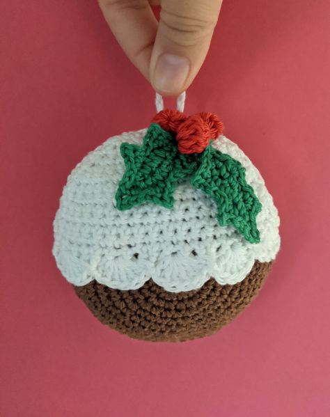 Beginner-friendly crochet ornament for decorating your Christmas tree, garland or wreath! Click on the link to get the pattern! ##christmascrochet #makeitmeaningful #christmaspudding #christmascrocheting #crochetersofinstagram #crochetpattern #etsysellersofinstagram #crochetornament #crocheteveryday #crochetfun #ButFirstWeCrochet Crochet Xmas Pudding, Christmas Pudding Crochet Pattern, Christmas Pudding Bauble, Crochet Christmas Pudding Free Pattern, Christmas Pudding Crochet, Crochet Christmas Pudding, Crochet Christmas Baubles, Crochet Christmas Ornaments Free Pattern, Crochet Baubles