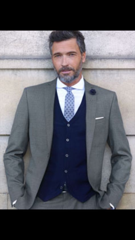 Topic 21: Father of the bride suit. Father Of The Bride Attire, 3 Piece Suit Men, Father Of The Bride Outfit, Bride Suit, Bride Attire, To Start A Conversation, Men's Casual Shirts, Groomsmen Suits, Groomsmen Attire