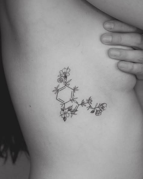 🌸 Serotonin 🌸 thanks Kendall! . . . . #serotonin #fineline #finelinetattoo #tattoo #qttr #btattooing #floral #floraltattoo Serotonin Tattoo, Chemistry Tattoo, Metallic Tattoo, Science Tattoos, Character Tattoos, Molecule Tattoo, Inspiration Tattoos, Tattoo Girls, B Tattoo