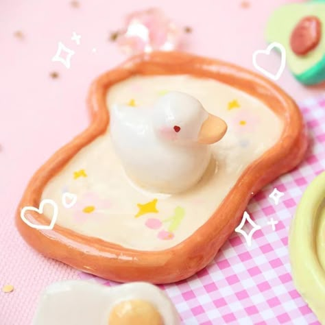 Cute Clay Trays, Cute Ceramic Ideas, Clay Tray Ideas, Aesthetic Clay Ideas, Kawaii Clay Ideas, Clay Trays, Clay Tray, Biscuit Ideas, Clay Plates