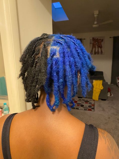 Locs Split Dye, Blue Locs Hairstyles, Half And Half Hair Color Dreads, Split Dyed Dreads, Split Dye Dreads, Blue Dyed Locs, Split Dyed Locs, Midnight Blue Locs, Dark Blue Locs