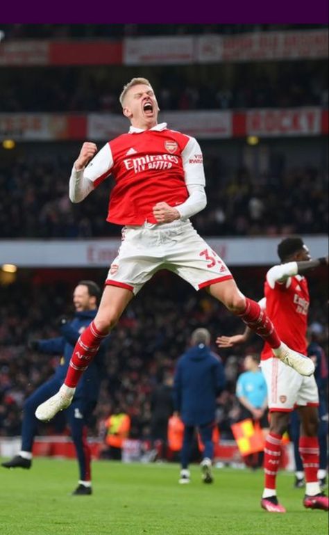 Oleksandr Zinchenko celebrates Zinchenko Arsenal, Oleksandr Zinchenko, Leicester City Fc, Arsenal Players, Football Manager, Leicester City, Bournemouth, Leicester, Cristiano Ronaldo