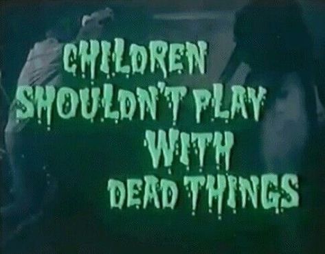 Creepy Vintage, Title Card, Vintage Horror, Nightwing, Retro Aesthetic, Grunge Aesthetic, Teen Titans, Infj, Green Aesthetic