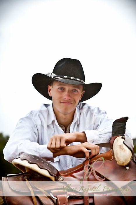 Cowboy Senior Photos, Cowboy Senior Pictures, Cowboy Photoshoot, Cowboy Portrait, Horse Senior Pictures, Cowboy Photography, Senior Portraits Male, Pictures With Horses, Grad Photography