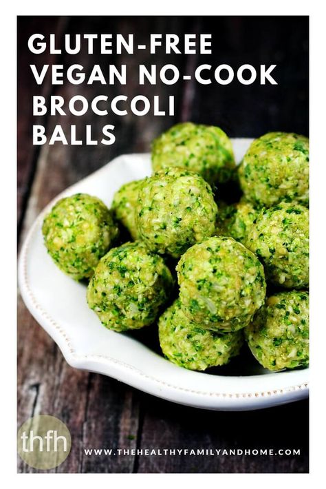 Raw Vegan Comfort Food, Broccoli Balls, Cook Broccoli, Daniel Plan, Clean Eating Vegan, Raw Broccoli, Eating Vegan, Raw Recipes, Vegan Raw