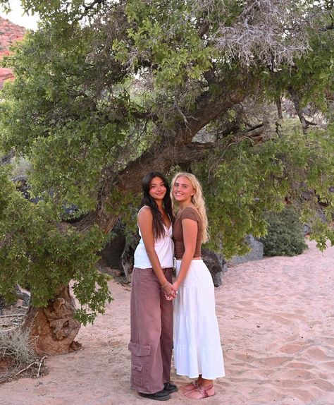 I love Snow Canyon!!!! Sister Photoshoot Outfits, Outfit For Fall Photoshoot, Cute Girly Pics, Friendship Photo Poses, Stuff To Do In Summer With Friends, Fall Senior Picture Outfits, Sister Fall Photoshoot, Candid Friend Pictures, Cute Insta Poses With Friends