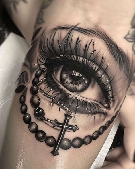 #tattoomen #tattoo #tattoos #tattooed #tattoolife #ink #tattooart #inked #tattooartist #tattooideas #tattoomodel #tattoostyle #tattoogirl #tattooink #art #tattoolove #men #tattoodesign #tattooing #blackandgreytattoo #inkedmen #tattooinspiration #follow #inktattoo #tattooinstagram #instagood #tattooboy #tattoodo #tattoogirls #realistictattoo Side Body Tattoos, Symmetrical Tattoo, Neck Tattoos Women, Tattoos For Women Half Sleeve, Cross Tattoo Designs, Tasteful Tattoos, Forearm Tattoo Women, Tattoo Designs For Men, Unique Tattoo Designs