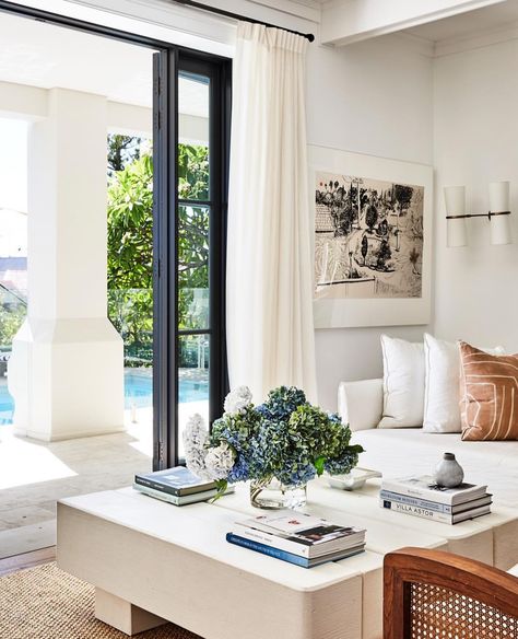 Interior designer Melissa Marshall and her husband purchased this Bellevue Hill home three years ago, but only moved in just over a year… Melissa Marshall Interior, Den Holm, Annie Portelli, Brett Whitely, Melissa Marshall, Beach House Interior, Design Apartment, Design Del Prodotto, The Design Files