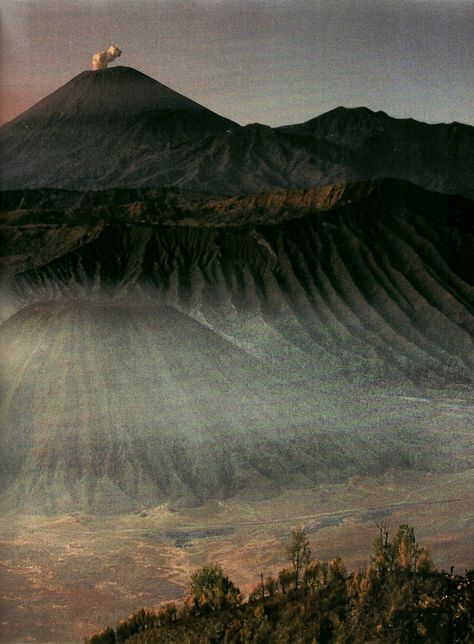 National Geographic Archives, National Geographic Wallpaper, Mount Pinatubo, Vintage National Geographic, National Geographic Photography, National Geographic Magazine, Vintage Landscape, Aesthetic Photography, Volcano