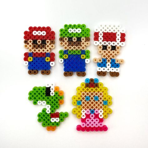 Fuse Bead Ideas, Braclets Diy, Perler Charms, Graph Journal, Mini Hama Beads, Frog Activities, Perler Bead Designs, Perler Bead Mario, Hamma Beads Ideas