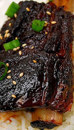 Korean Style Short Ribs, Koreansk Mad, Koreansk Mat, Beef Short Rib Recipes, Cibo Asiatico, Short Ribs Recipe, Mapo Tofu, Crock Pot Recipes, Instant Pot Dinner Recipes