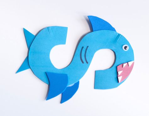 13 Killer Shark Crafts for Kids Shark Crafts For Kids, Shark Crafts, Letter S Crafts, Letter S Activities, Preschool Letter Crafts, Shark Craft, Alphabet Crafts Preschool, Abc Crafts, Alphabet Letter Crafts