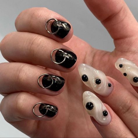 Trash Nails, Goth Nail Art, Mens Nails, Hello Nails, Punk Nails, Sassy Nails, Minimalist Nail Art, Goth Nails, Grunge Nails